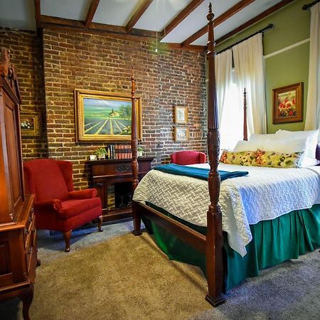 Savannah Bed & Breakfast Inn Exterior foto